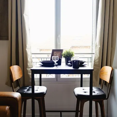 Sejour Chic Et Cosy Au Coeur De * Versailles