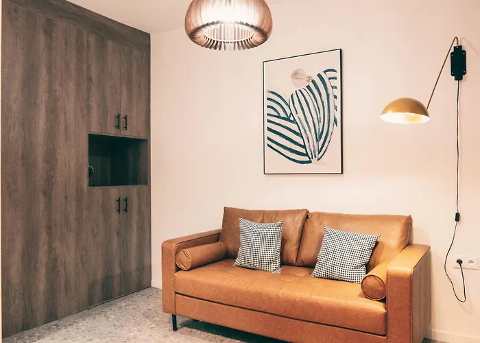 Sejour Chic Et Cosy Au Coeur De Versailles